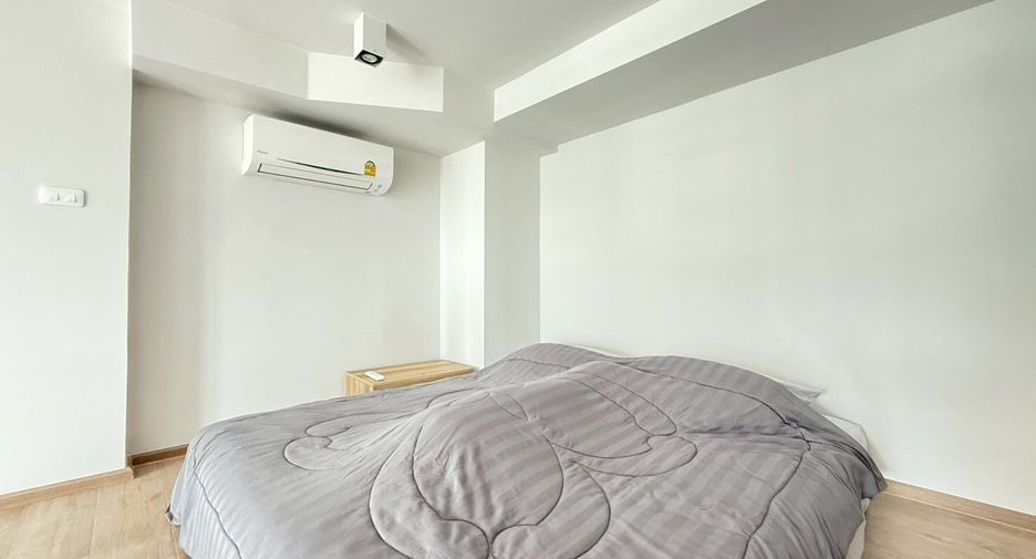 Wohnung zur Miete mit 1 Zimmer in Huai Khwang, Bangkok