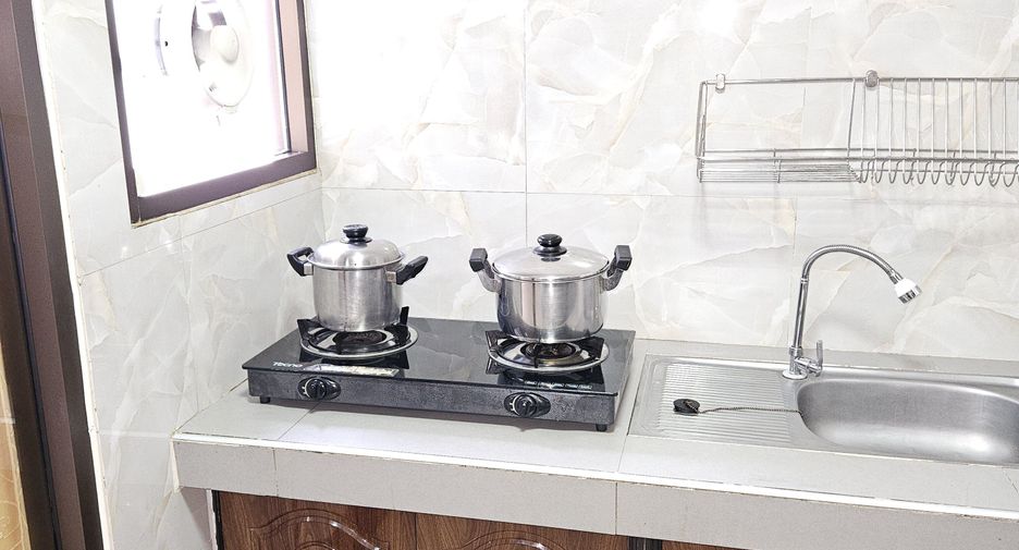 Apartamento en alquiler de 2 habitaciones en Suan Luang, Bangkok