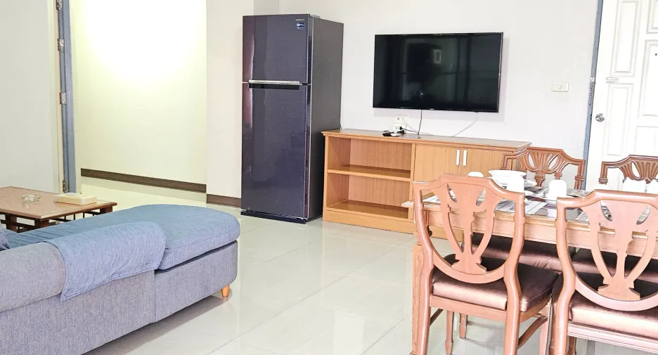 For rent 2 bedrooms apartment in Suan Luang, Bangkok