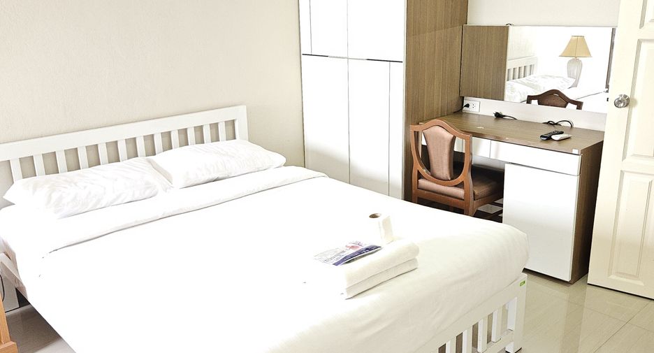 For rent 2 bedrooms apartment in Suan Luang, Bangkok