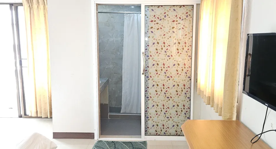 Apartamento en alquiler de 2 habitaciones en Suan Luang, Bangkok