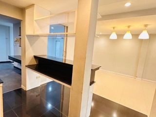 For rent 4 bedrooms townhouse in Yan Nawa, Bangkok