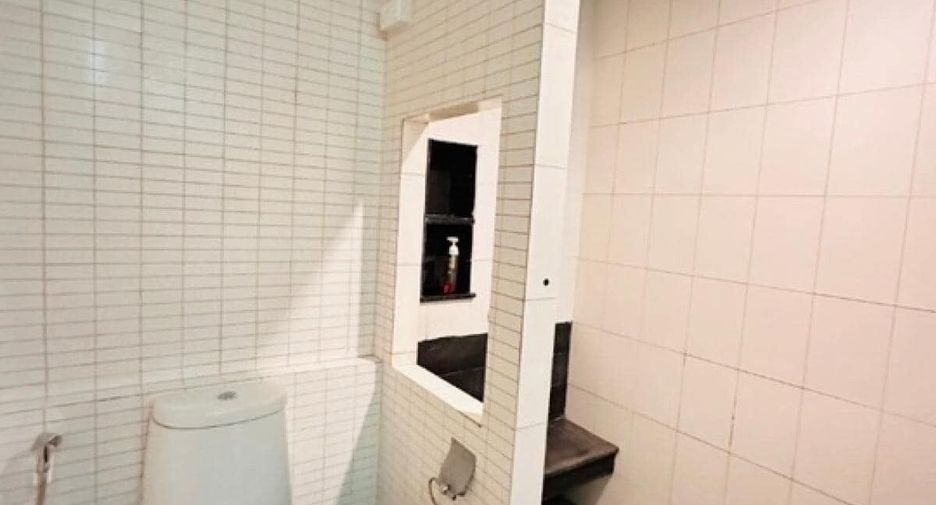 Reihenhaus zur Miete mit 4 Zimmer in Yan Nawa, Bangkok