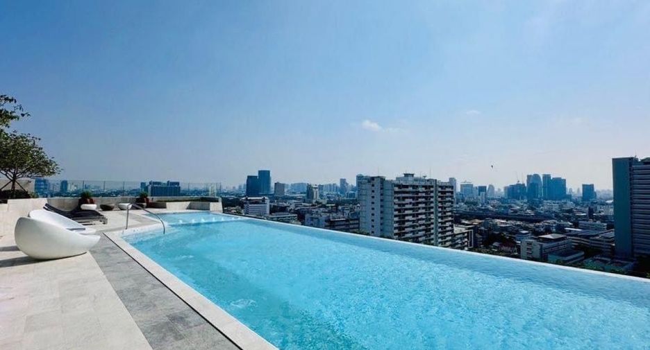 For rent 1 bed condo in Phaya Thai, Bangkok