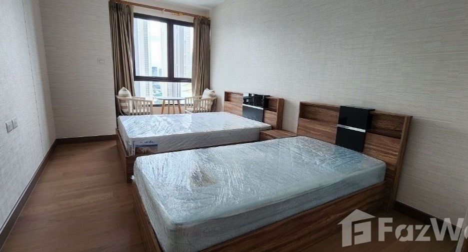 Condo en alquiler de 2 habitaciones en Khlong San, Bangkok