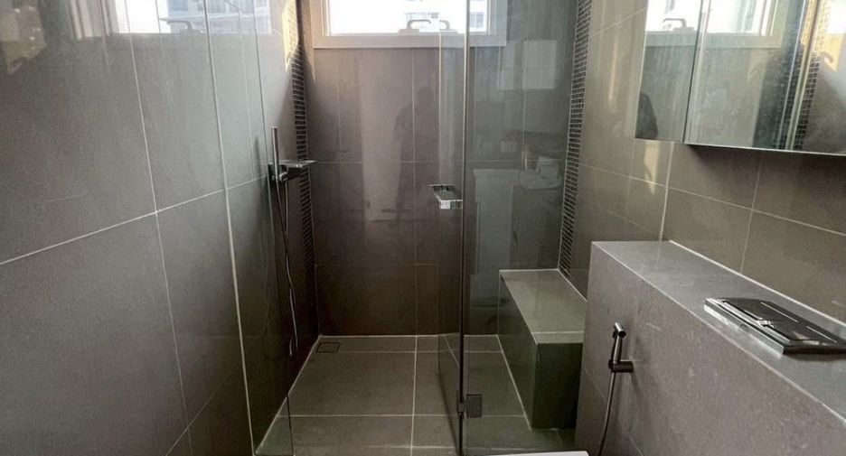 For rent 2 bedrooms condo in Chatuchak, Bangkok