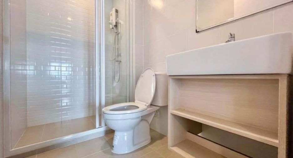 For rent 1 bed condo in Wang Thonglang, Bangkok