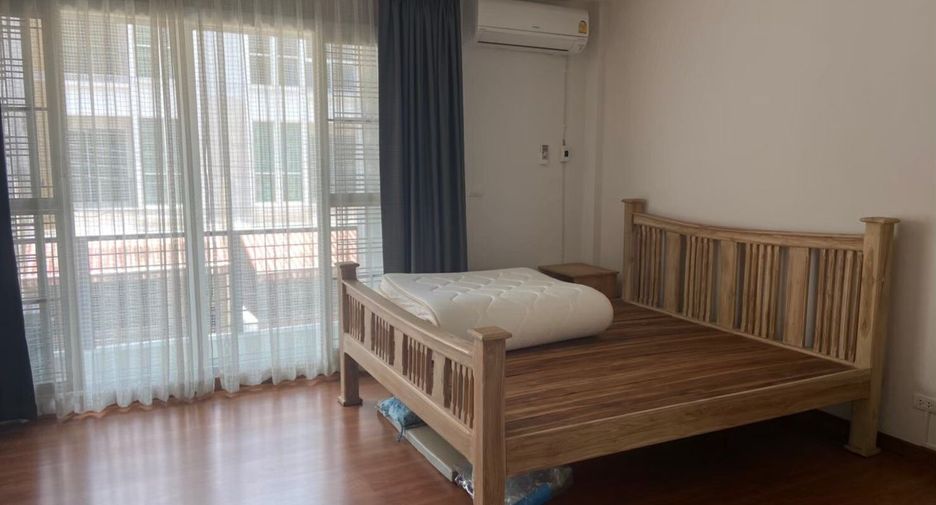 ให้เช่า 3 ห้องนอน ทาวน์เฮ้าส์ ใน จอมทอง, กรุงเทพฯ