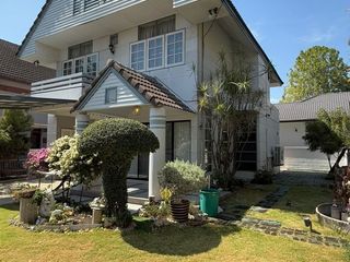 For rent 3 bedrooms house in Bang Kapi, Bangkok