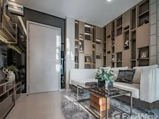 Condo en alquiler de 1 habitaciones en Phra Khanong, Bangkok