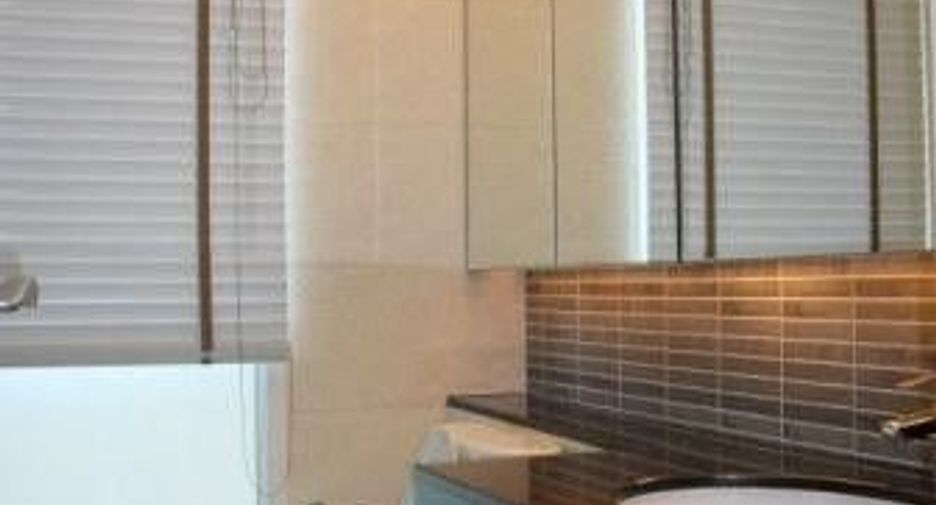 Condo en alquiler de 2 habitaciones en Khlong Toei, Bangkok