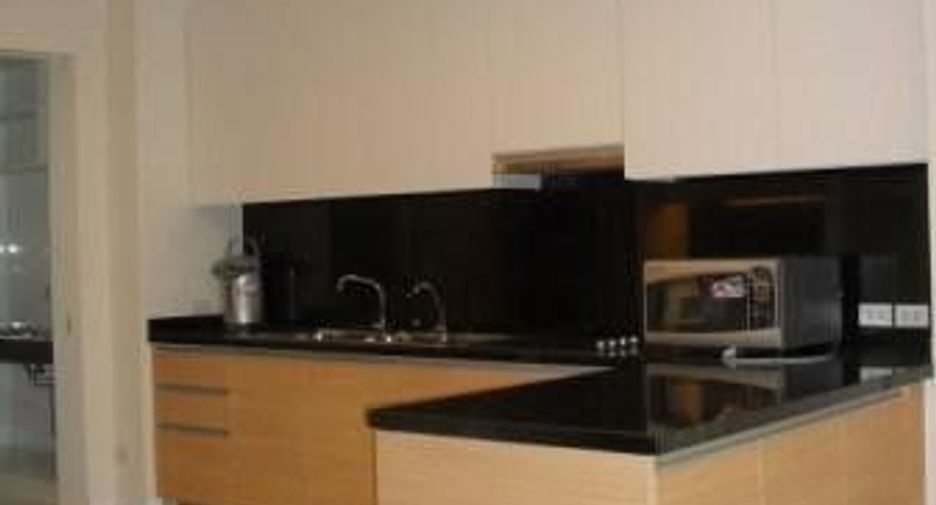 Condo en alquiler de 2 habitaciones en Khlong Toei, Bangkok