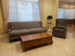For rent 4 bedrooms house in Bang Na, Bangkok