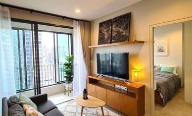 For rent 2 bedrooms condo in Ratchathewi, Bangkok