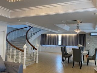 For rent 4 bedrooms apartment in Watthana, Bangkok