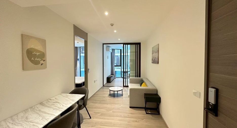 For rent 2 bedrooms condo in Khlong Toei, Bangkok