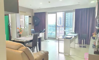 For rent 2 bedrooms condo in Sathon, Bangkok