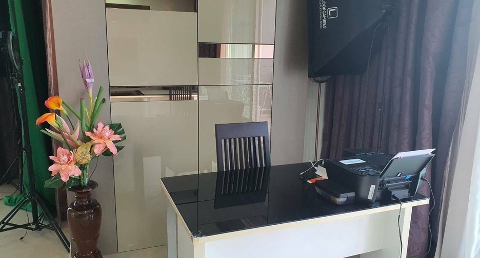 For rent 2 ベッドルーム condo in Sathon, Bangkok