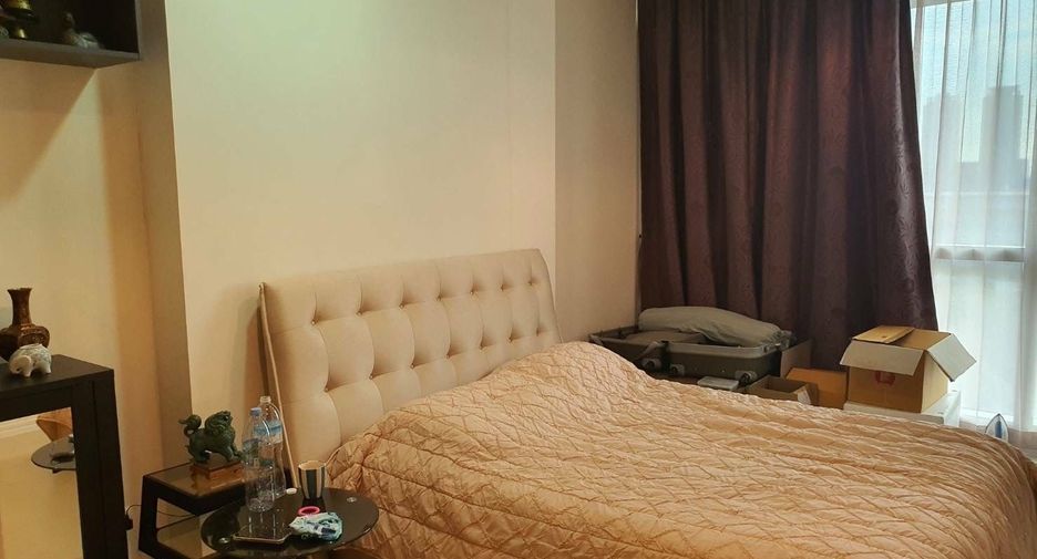 For rent 2 ベッドルーム condo in Sathon, Bangkok