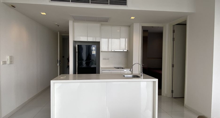 For rent 2 bedrooms condo in Sathon, Bangkok