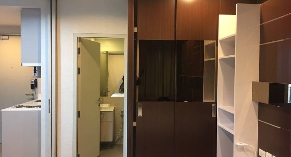 For rent 1 bed condo in Ratchathewi, Bangkok