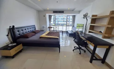 For rent studio condo in Khlong Toei, Bangkok