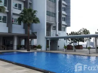 Wohnung zur Miete mit Studio in Pathum Wan, Bangkok
