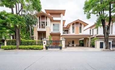 Casa en alquiler de 4 habitaciones en Watthana, Bangkok