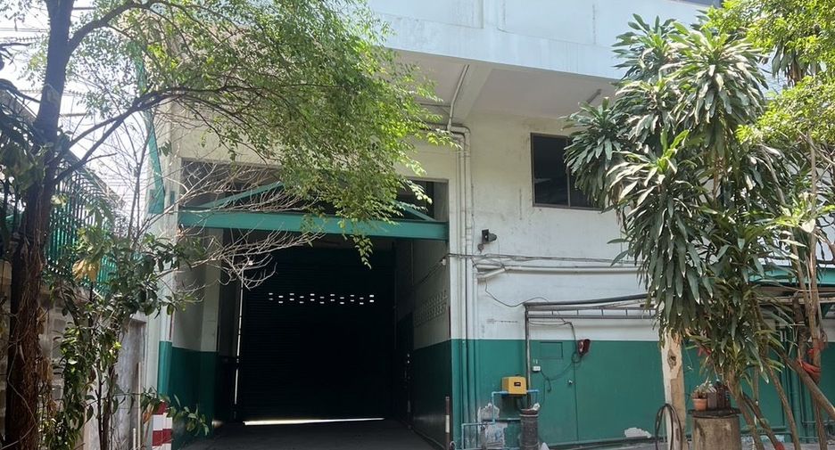 For rent retail Space in Bang Kho Laem, Bangkok