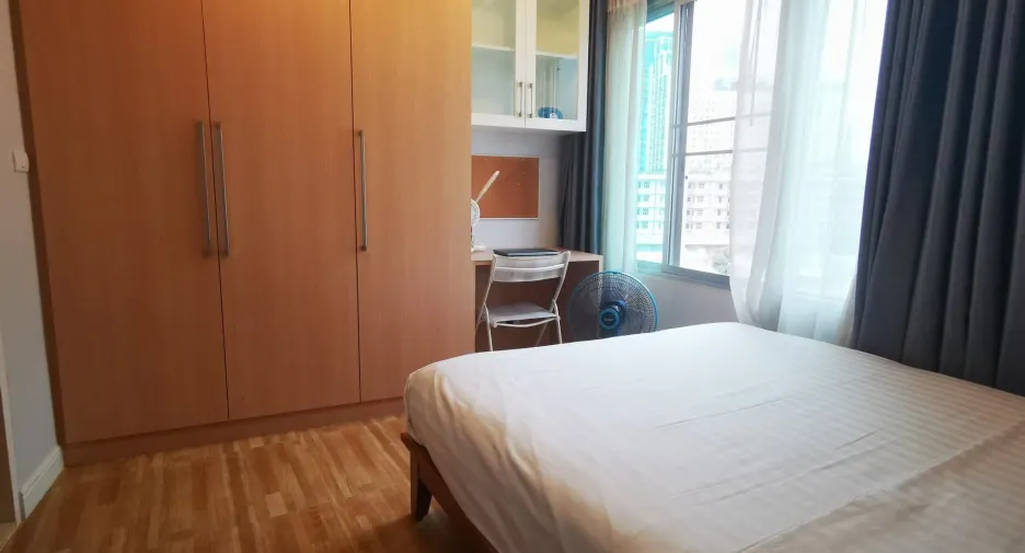 For rent 2 bedrooms condo in Phaya Thai, Bangkok
