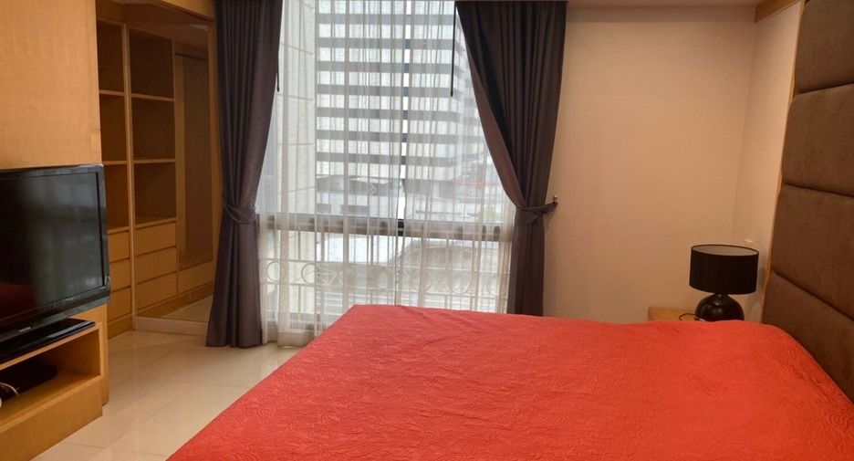 À louer 3 chambres condo à Pathum Wan, Bangkok