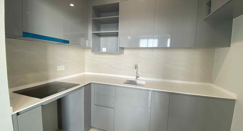 For rent 3 bedrooms condo in Bang Na, Bangkok