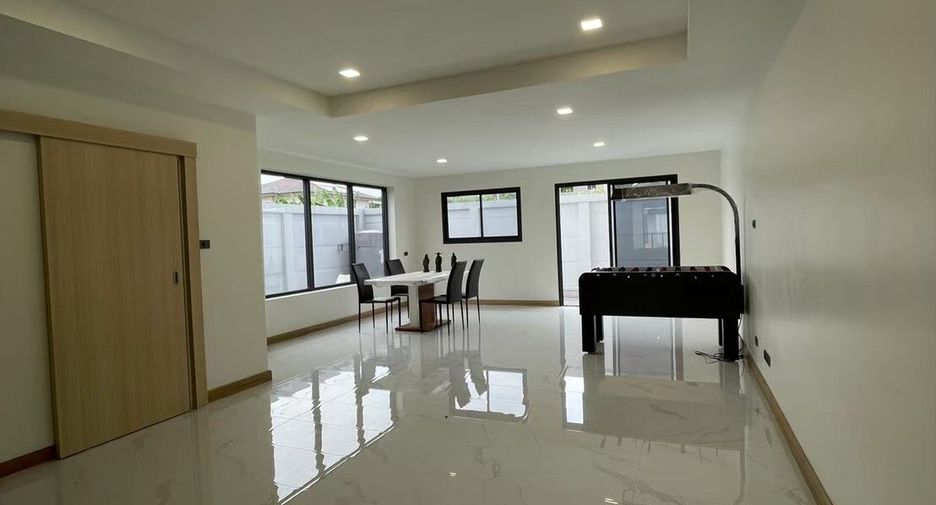 Haus zur Miete mit 3 Zimmer in Khan Na Yao, Bangkok