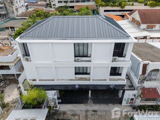出租 5 卧室 独立屋 在 Khlong Toei, 曼谷