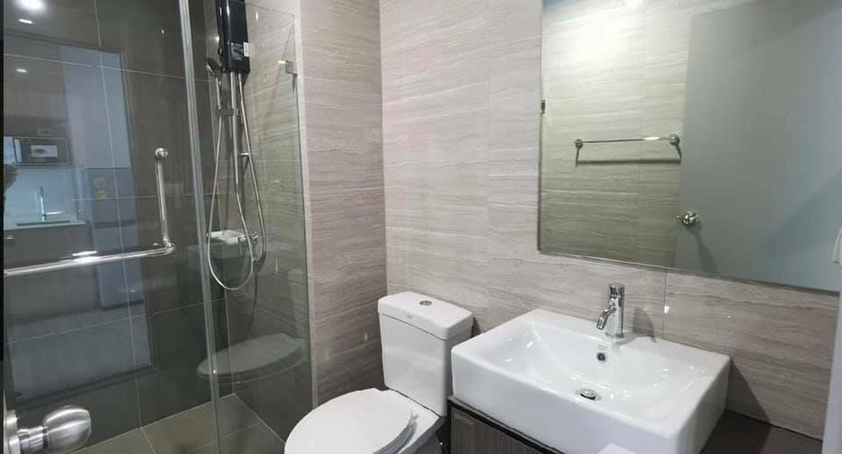 For rent studio condo in Bang Phlat, Bangkok