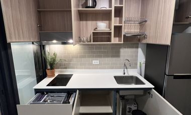 Wohnung zur Miete mit Studio in Ratchathewi, Bangkok