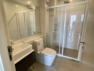 For rent 1 bed condo in Mueang Samut Prakan, Samut Prakan