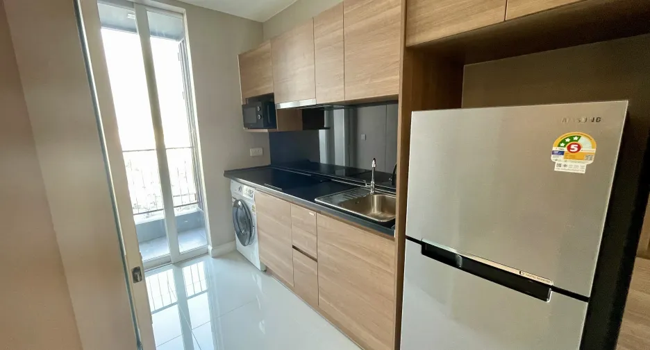 À louer 1 chambre condo à Mueang Samut Prakan, Samut Prakan