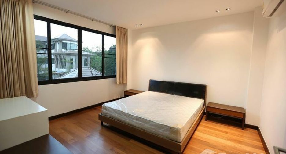 出租 3 卧室 独立屋 在 Watthana, 曼谷