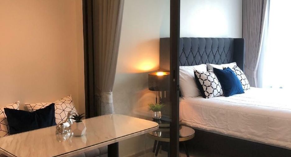 For rent 1 bed condo in Pathum Wan, Bangkok