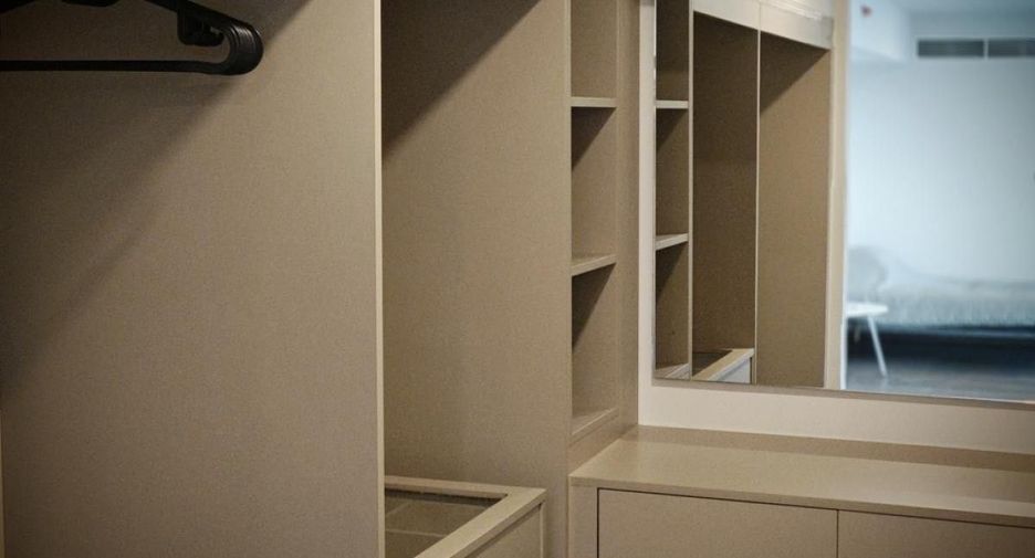 For rent 2 bedrooms condo in Ratchathewi, Bangkok