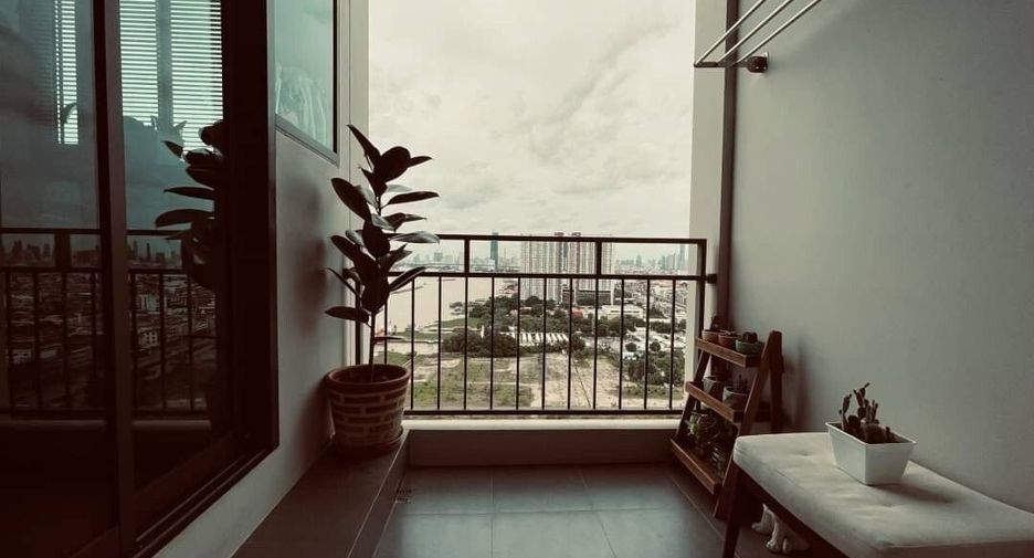 For rent 1 bed condo in Yan Nawa, Bangkok
