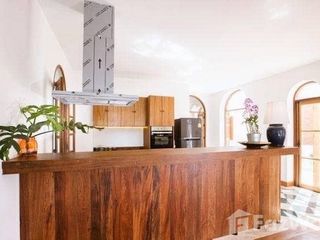出租 5 卧室 独立屋 在 Phra Khanong, 曼谷