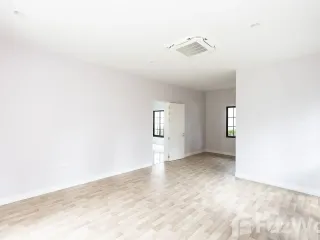 出租 4 卧室 独立屋 在 Suan Luang, 曼谷