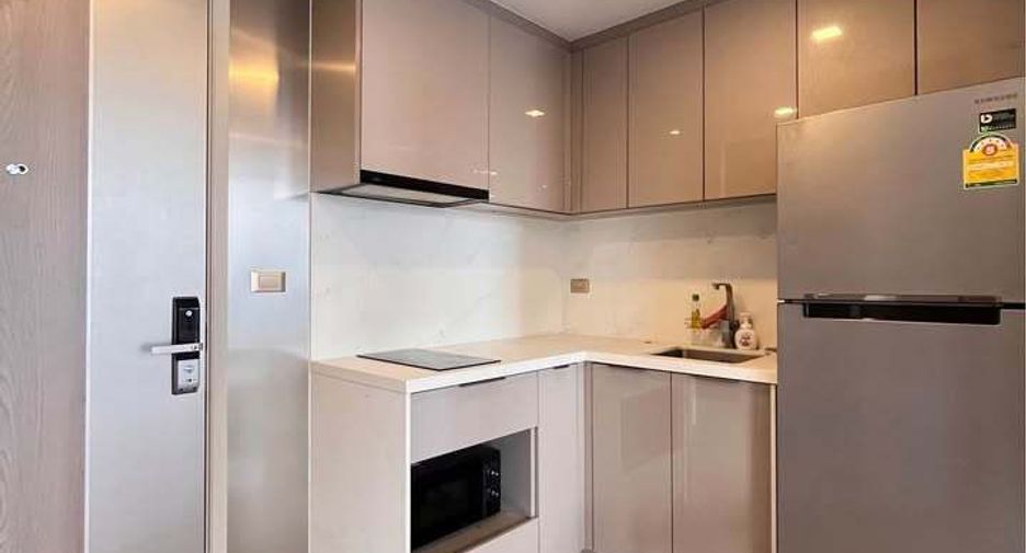 À louer 1 chambre condo à Huai Khwang, Bangkok