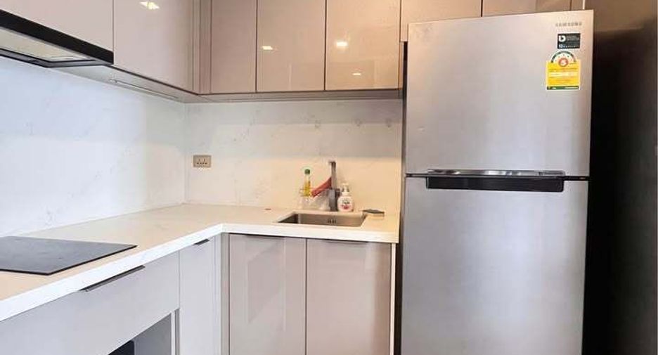 À louer 1 chambre condo à Huai Khwang, Bangkok