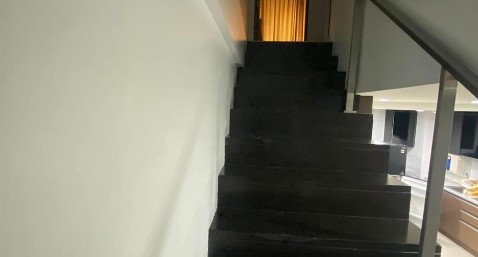 For rent 2 bedrooms condo in Bang Phlat, Bangkok
