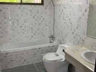 Reihenhaus zur Miete mit 4 Zimmer in Watthana, Bangkok