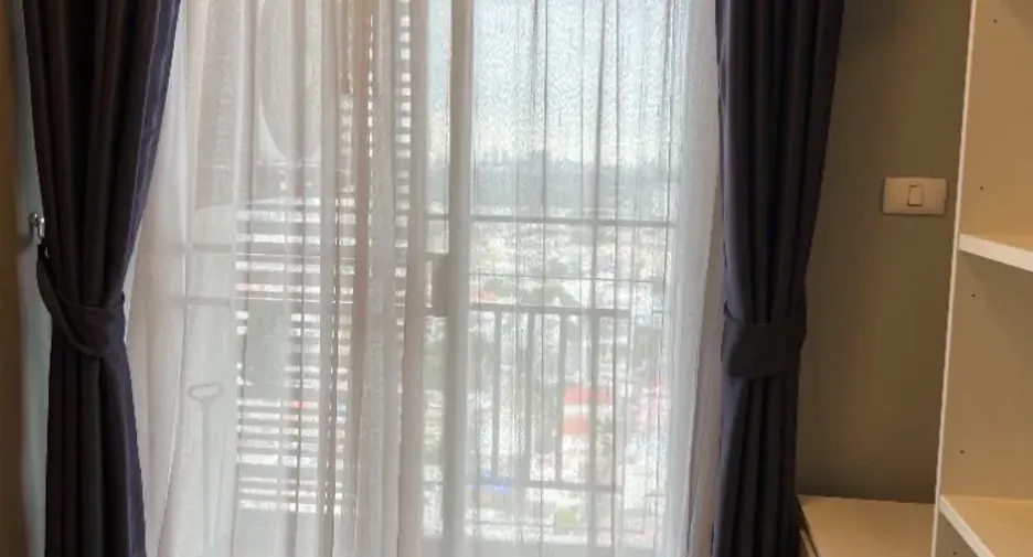 For rent 2 bedrooms condo in Yan Nawa, Bangkok