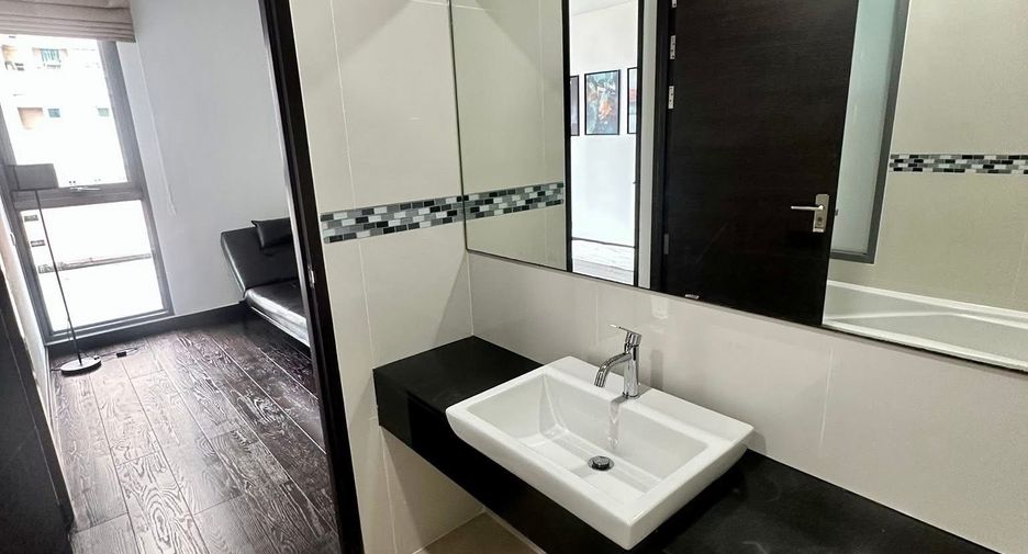 For rent 2 ベッドルーム condo in Ratchathewi, Bangkok